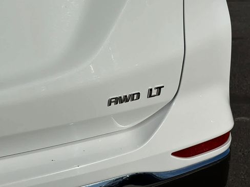 Used 2020 Chevrolet Equinox LT image 28