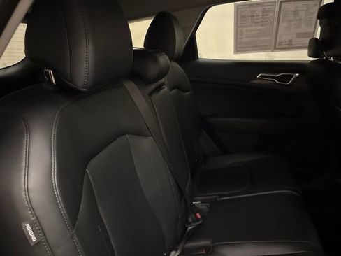 Used 2026 Kia Sportage EX FWD image 19