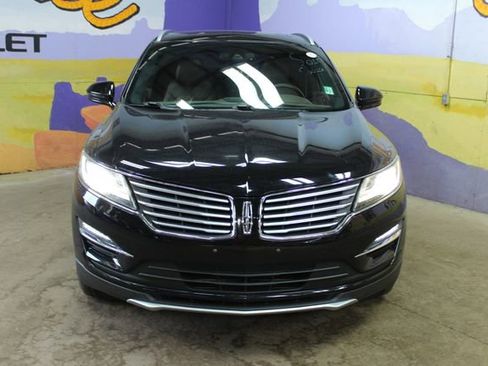 Used 2017 Lincoln MKC Reserve w/ Lincoln MKC Climate Package image 3