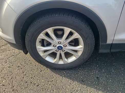 Used 2019 Ford Escape SEL FWD image 10