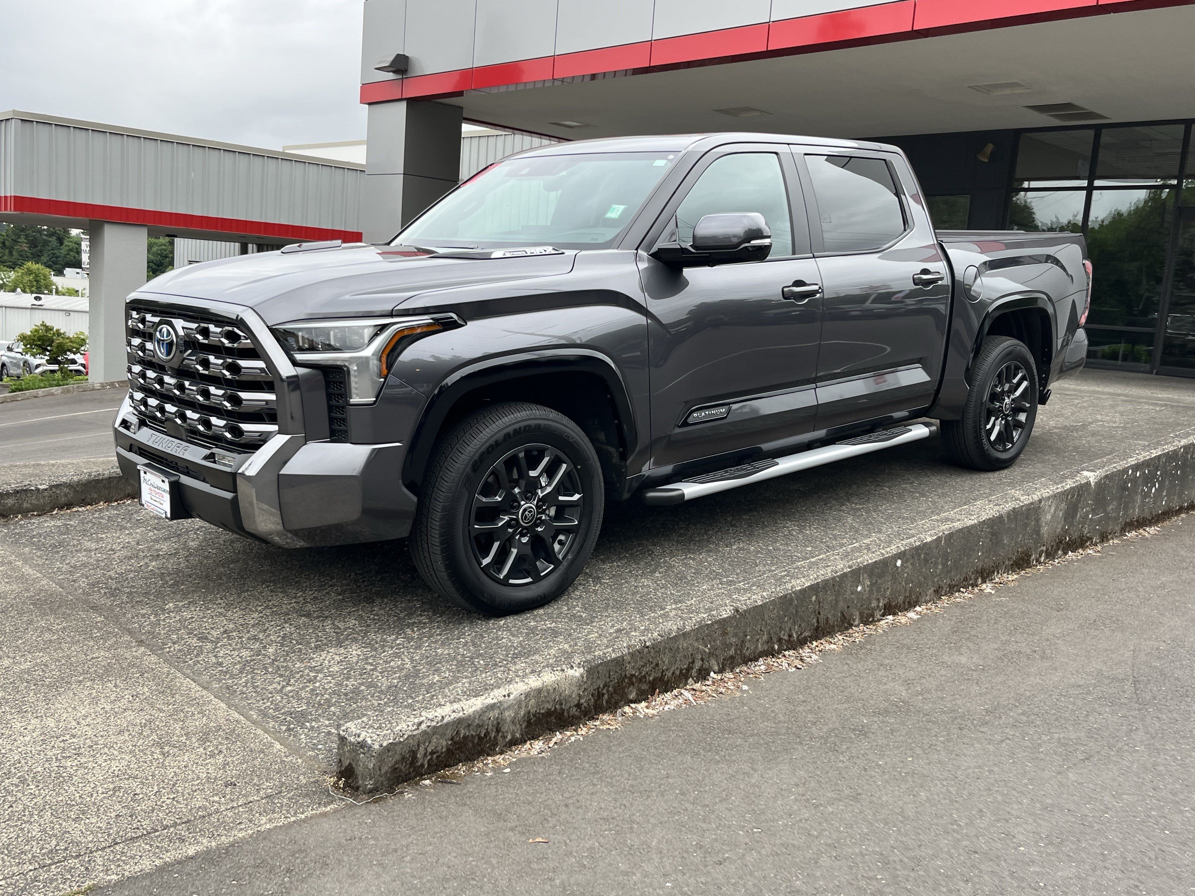 Certified 2024 Toyota Tundra Platinum AWD/4WD image 4