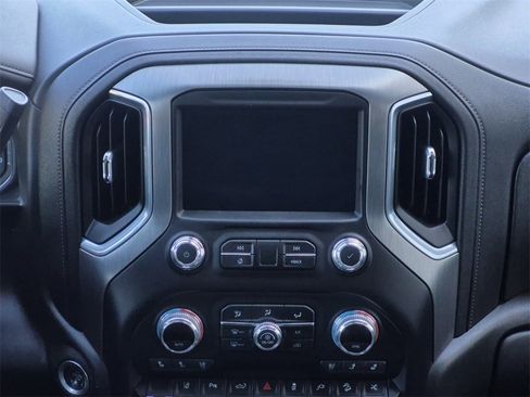 Used 2021 GMC Sierra 2500 Denali w/ Denali Ultimate Package image 9