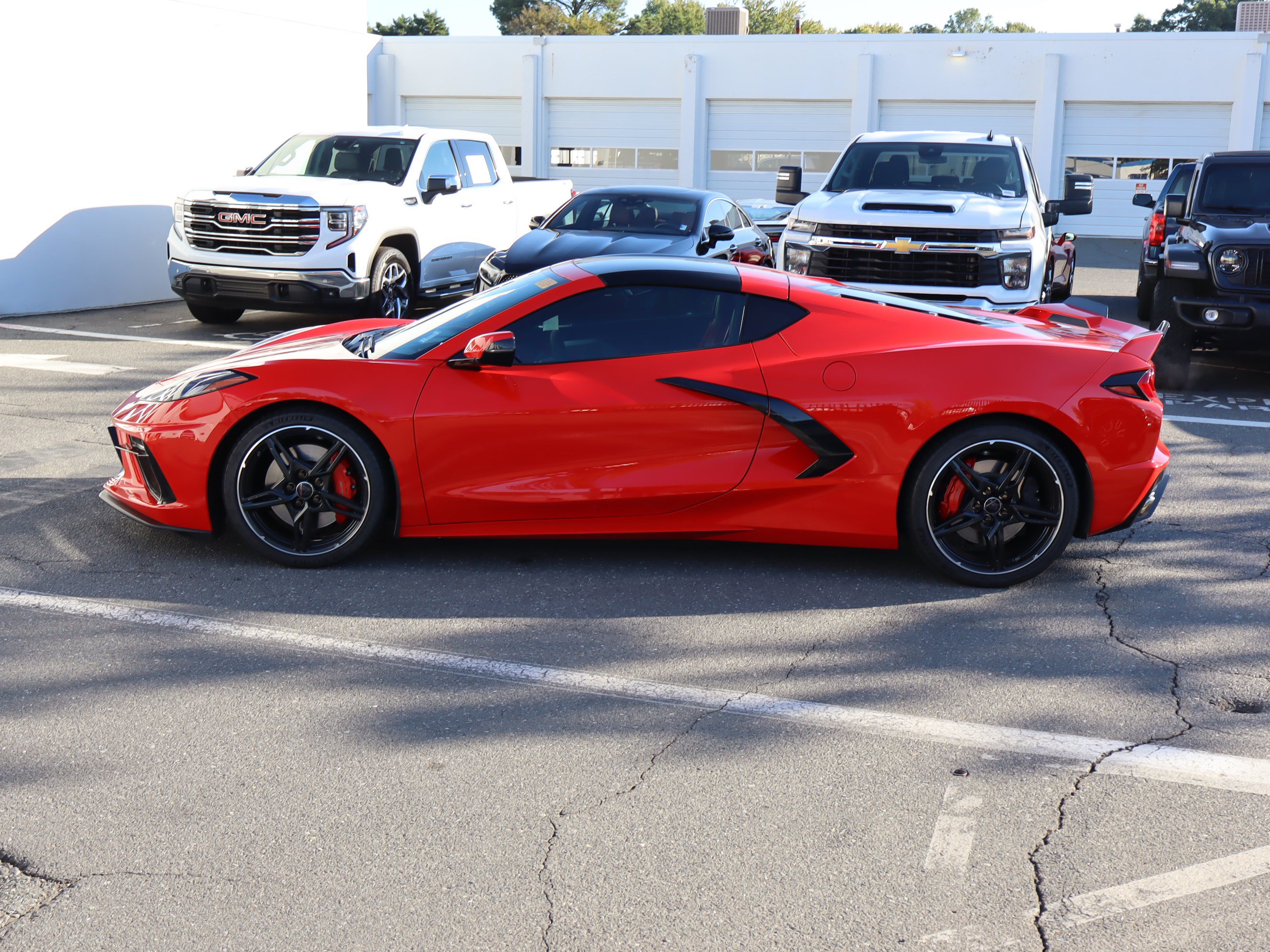 Used 2020 Chevrolet Corvette Stingray Preferred Cpe w/ 2LT Preferred Equipment Group RWD image 7