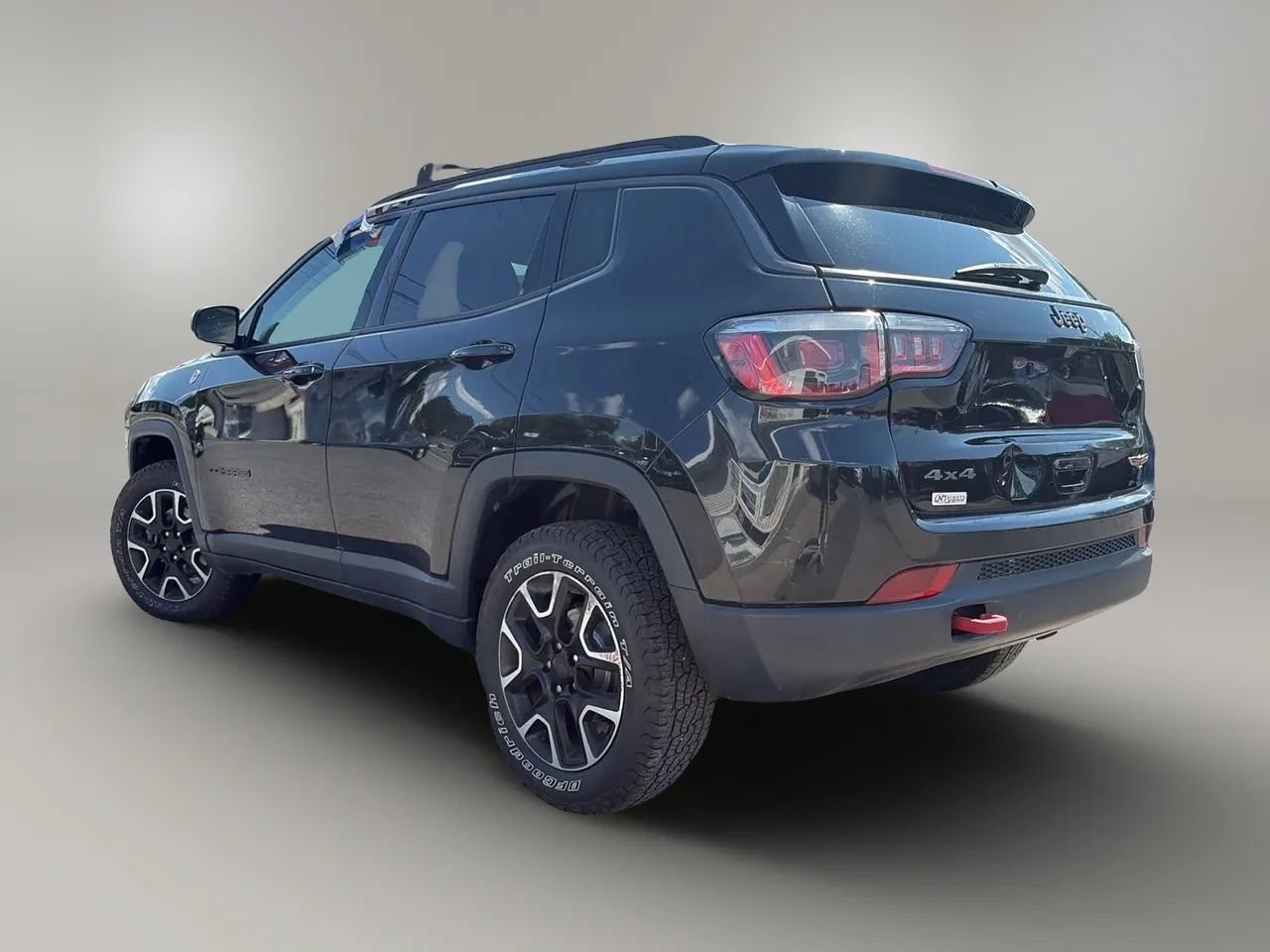Used 2020 Jeep Compass Trailhawk AWD/4WD image 5