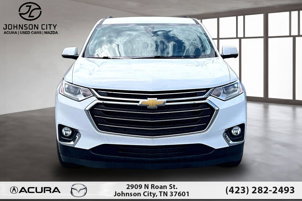 Used 2020 Chevrolet Traverse LT w/ Driver Confidence II Package AWD/4WD image 3