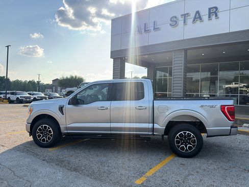 Used 2022 Ford F150 XLT w/ Equipment Group 301A Mid image 8