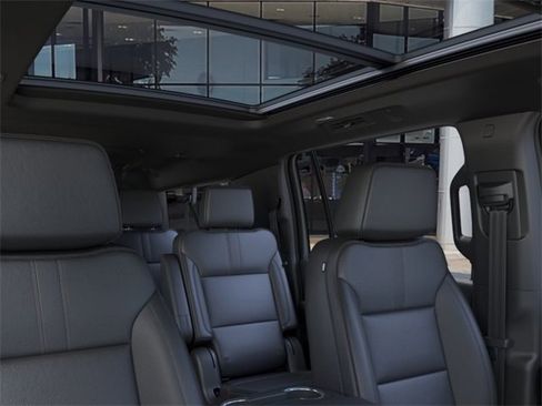New 2026 Chevrolet Suburban RST w/ Comfort Package AWD/4WD image 24