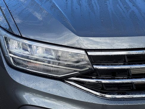 Used 2023 Volkswagen Tiguan SE image 10