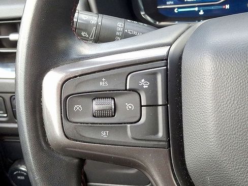 Used 2024 Chevrolet Suburban RST image 21