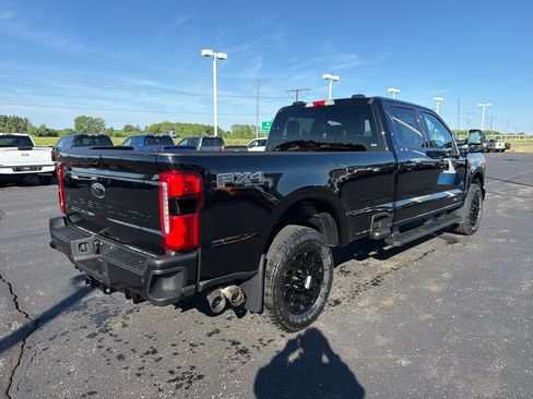 New 2026 Ford F250 Lariat w/ Black Appearance Package AWD/4WD image 5