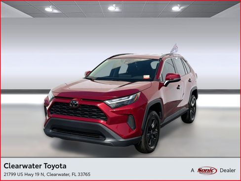 Used 2024 Toyota RAV4 XLE FWD image 1