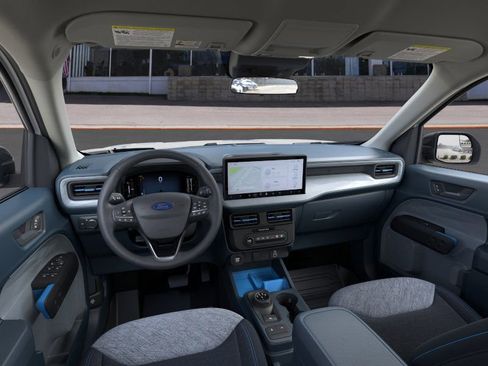 New 2025 Ford Maverick XLT w/ XLT Luxury Package image 9