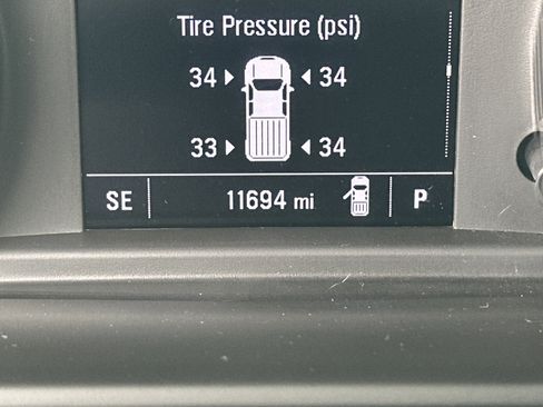 Certified 2024 Chevrolet Silverado 1500 Custom image 27