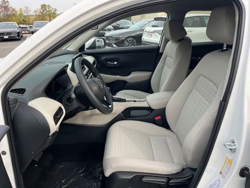 New 2026 Honda HR-V LX image 13