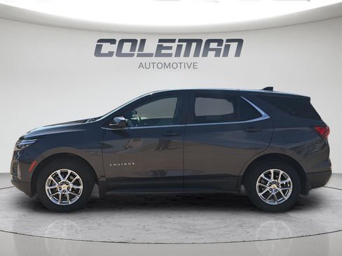 Used 2022 Chevrolet Equinox LT w/ Driver Convenience Package AWD/4WD image 2