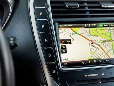 Used 2016 Lincoln MKX Black Label w/ Technology Package AWD/4WD image 18