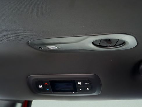 New 2026 Chrysler Pacifica Select FWD image 32