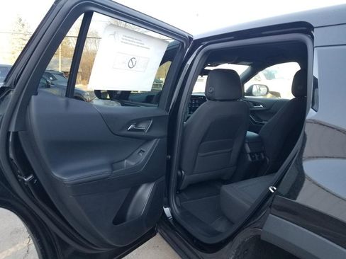 New 2026 Chevrolet Equinox LT image 17