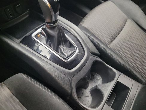 Used 2017 Nissan Rogue S w/ S Appearance Package image 26