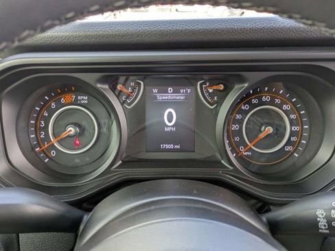 Used 2025 Jeep Wrangler Sport AWD/4WD image 27