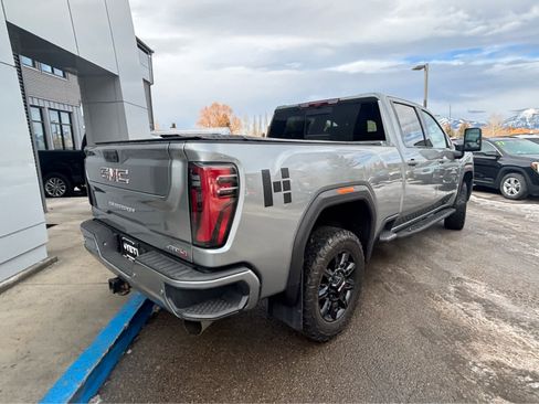 Used 2024 GMC Sierra 2500 AT4 w/ AT4 Premium Plus Package image 21