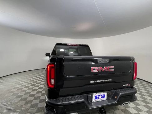 Used 2024 GMC Sierra 1500 AT4 w/ Technology Package image 7