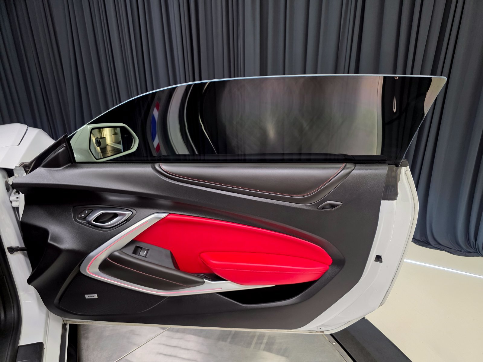 Used 2018 Chevrolet Camaro SS RWD image 35