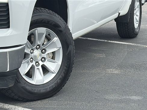 Used 2022 Chevrolet Silverado 1500 LT image 3