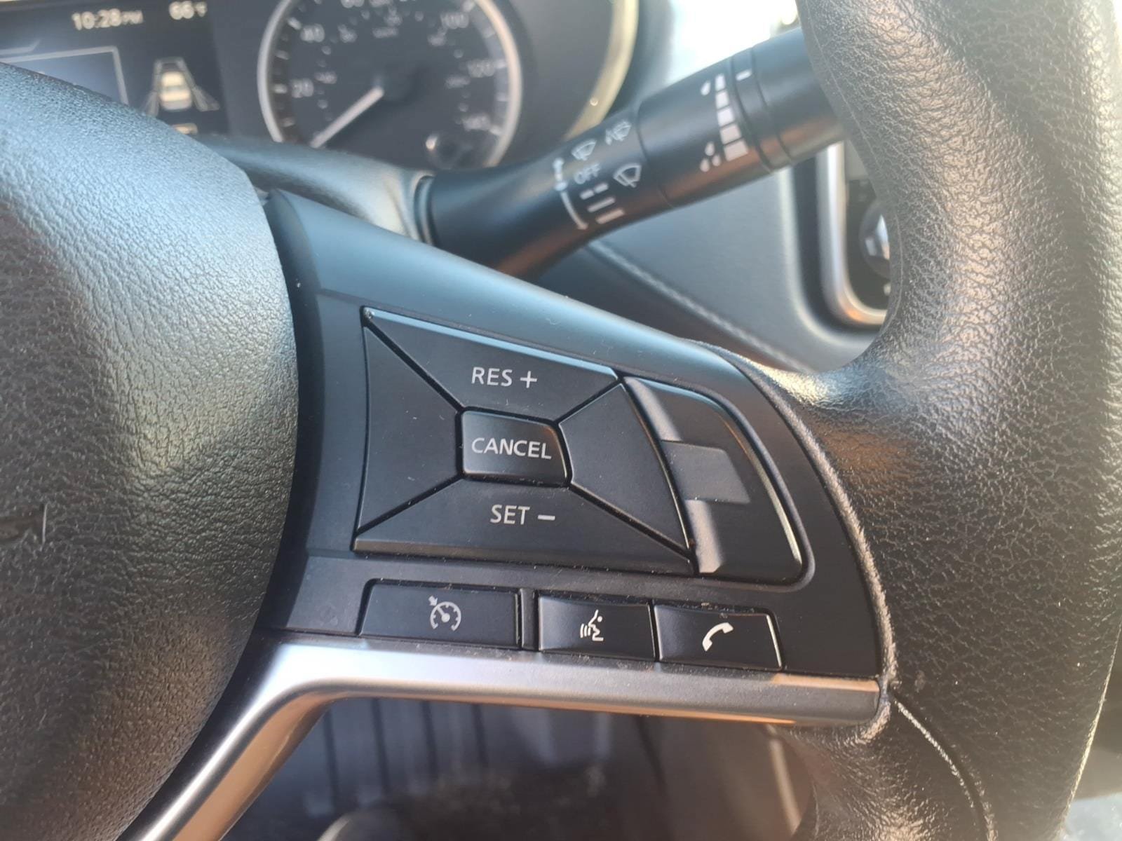 Used 2025 Nissan Versa SV FWD image 23