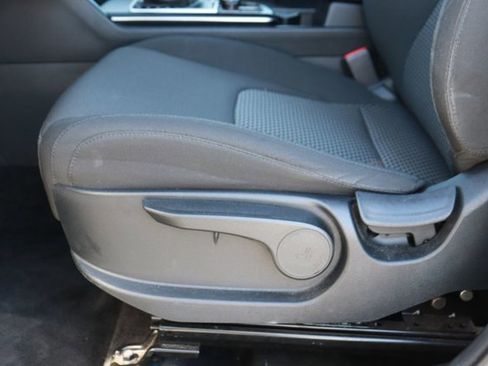 Used 2025 Kia Sportage LX FWD image 10