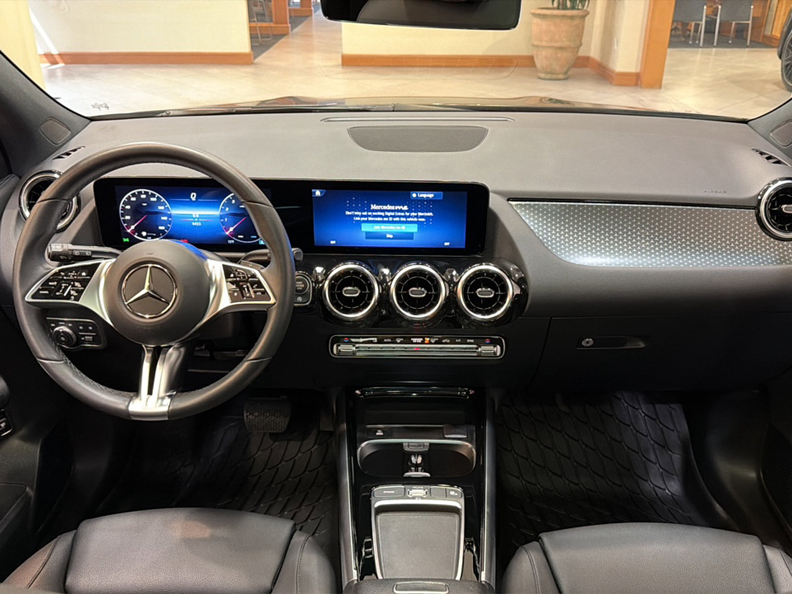 Certified 2026 Mercedes-Benz GLA 250 image 13
