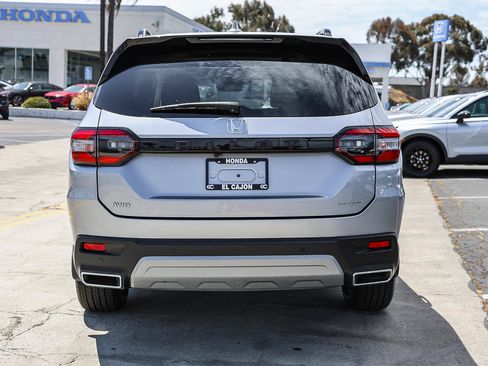Certified 2023 Honda Pilot Elite image 27