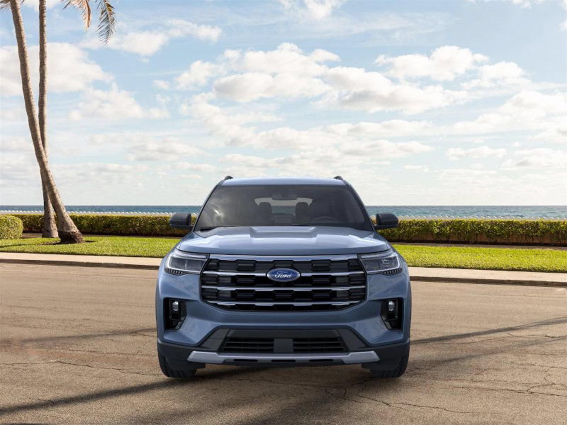 New 2026 Ford Explorer Active w/ Active Comfort Package RWD image 6
