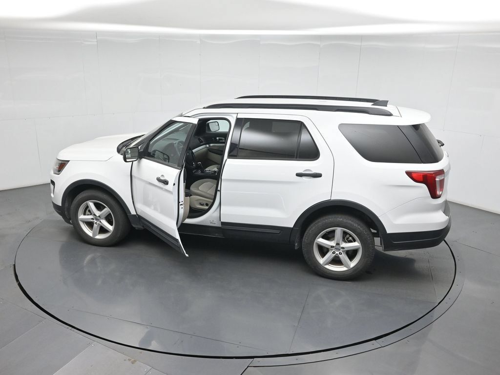 Used 2018 Ford Explorer 4WD image 16