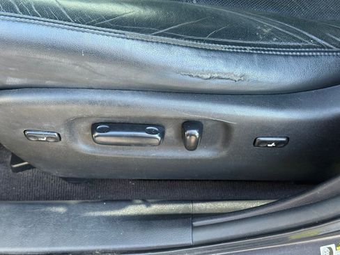 Used 2013 Toyota Highlander Limited image 13