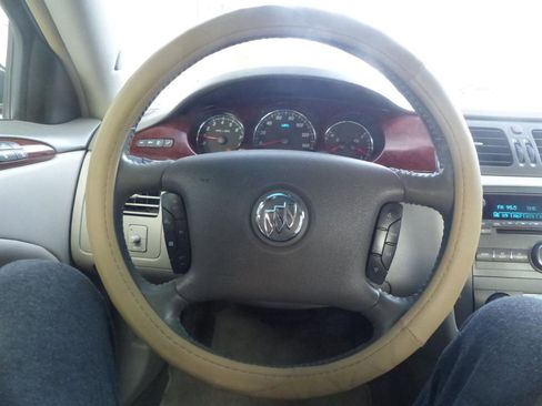 Used 2008 Buick Lucerne CXL w/ Ultra Confidence Package image 18