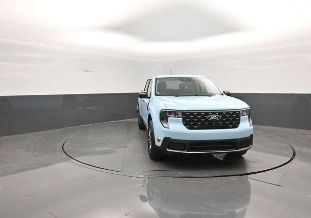 New 2026 Ford Maverick XLT w/ XLT Luxury Package FWD image 2