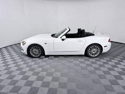 Used 2018 FIAT 124 Spider Classica w/ Technology & Siriusxm Group image 7
