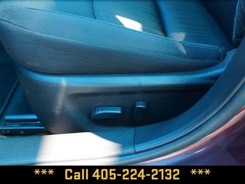 Used 2025 Nissan Altima 2.5 SV FWD image 16