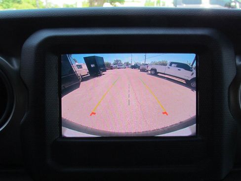 Used 2022 Jeep Wrangler Unlimited Sport image 38