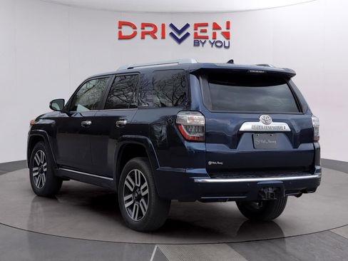 Used 2016 Toyota 4Runner Limited image 3
