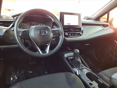 Certified 2024 Toyota Corolla SE image 9