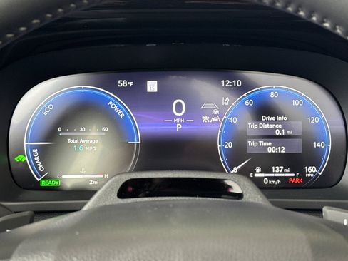 New 2025 Toyota Crown Signia image 29