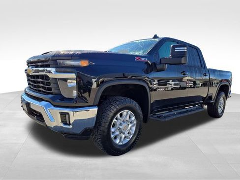 Used 2024 Chevrolet Silverado 2500 LT w/ Convenience Package AWD/4WD image 6