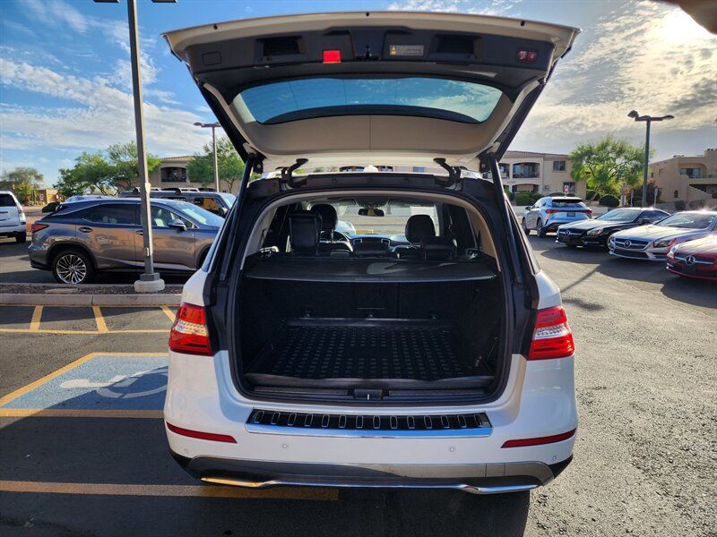 Used 2015 Mercedes-Benz ML 350 4MATIC w/ Premium 1 Package image 14