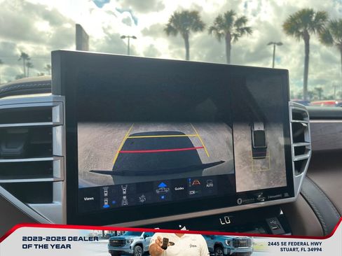 Used 2023 Toyota Tundra 1794 Edition image 32