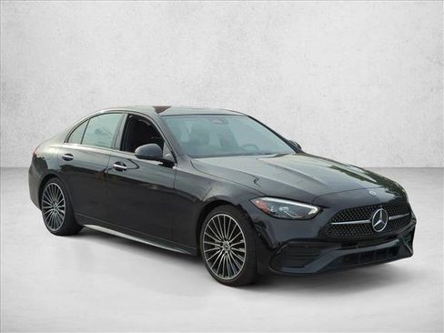 Used 2023 Mercedes-Benz C 300 Sedan image 3