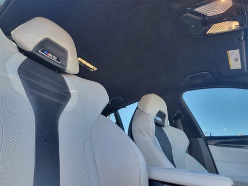 Used 2020 BMW M5 image 24