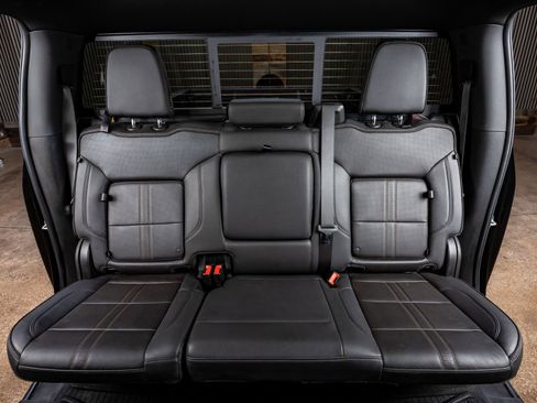 Used 2024 Chevrolet Silverado 2500 High Country w/ LPO, Dark Essentials Package image 34