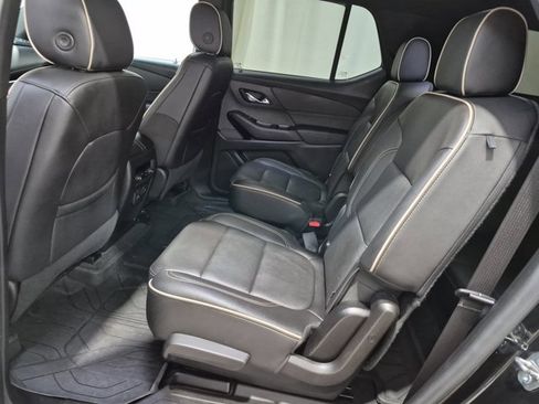 Used 2022 Chevrolet Traverse Premier AWD/4WD image 13